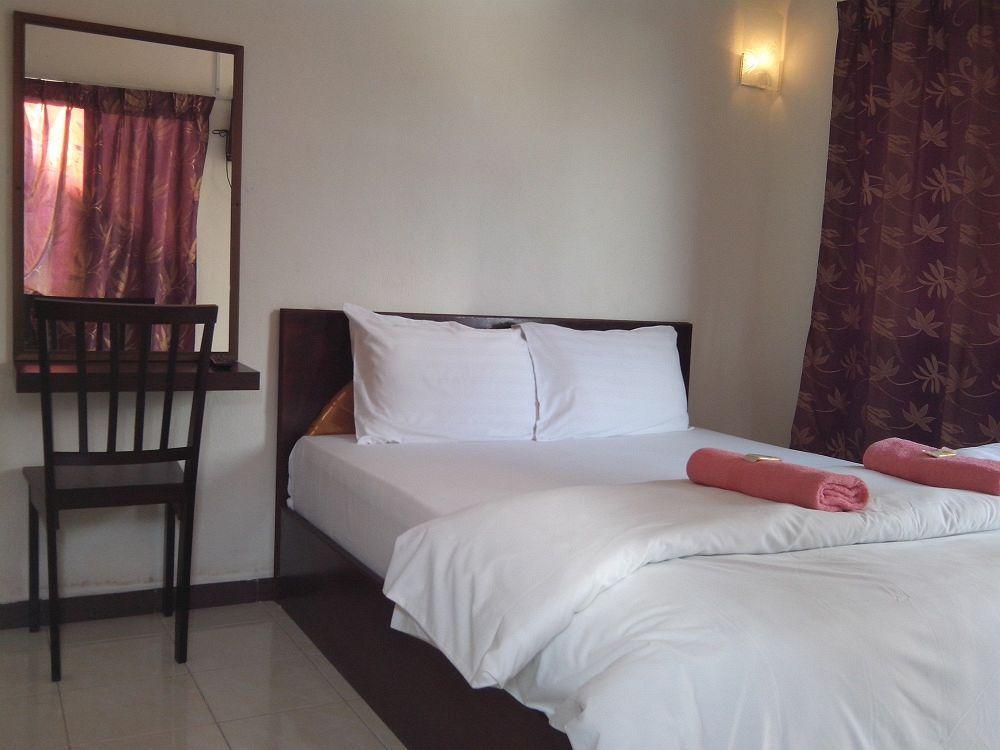 Rasa Senang Villa -Islam Guest Only Pantai Cenang  Exterior foto
