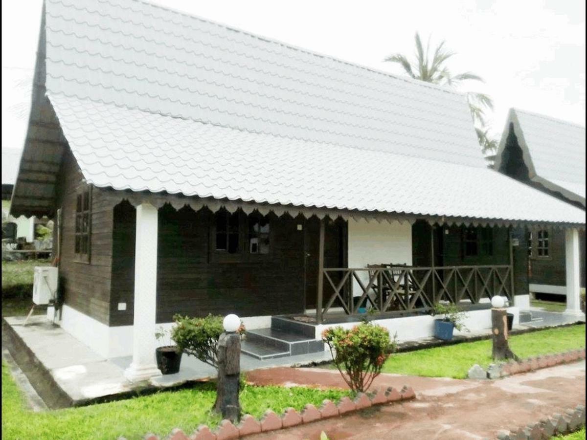 Rasa Senang Villa -Islam Guest Only Pantai Cenang  Exterior foto
