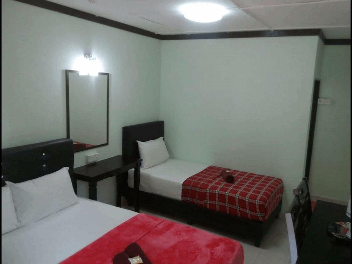 Rasa Senang Villa -Islam Guest Only Pantai Cenang  Exterior foto